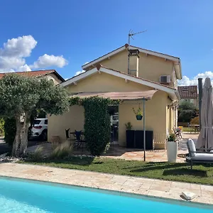 https://villa-individuelle-chassieu.hotels-rhonealpes.com